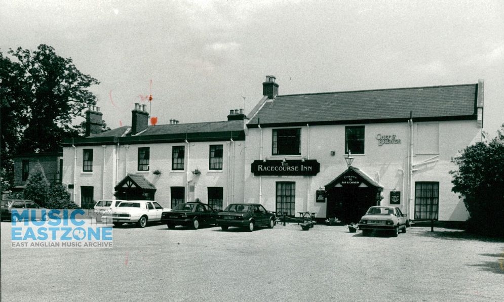 RACECOURSE INN, THE